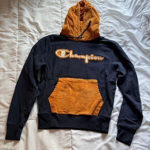 Champion Men's Navy and Yellow Hoodie Small